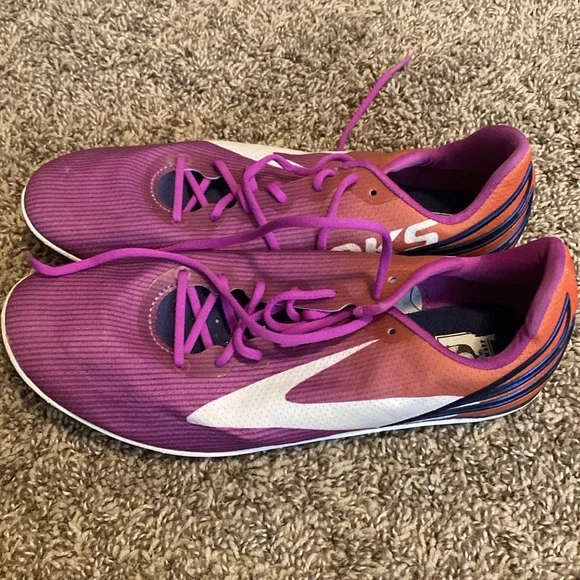 Brooks Mach 17 Spikeless Medium Track Flats Pink Orange 8.5 - Picture 2 of 12